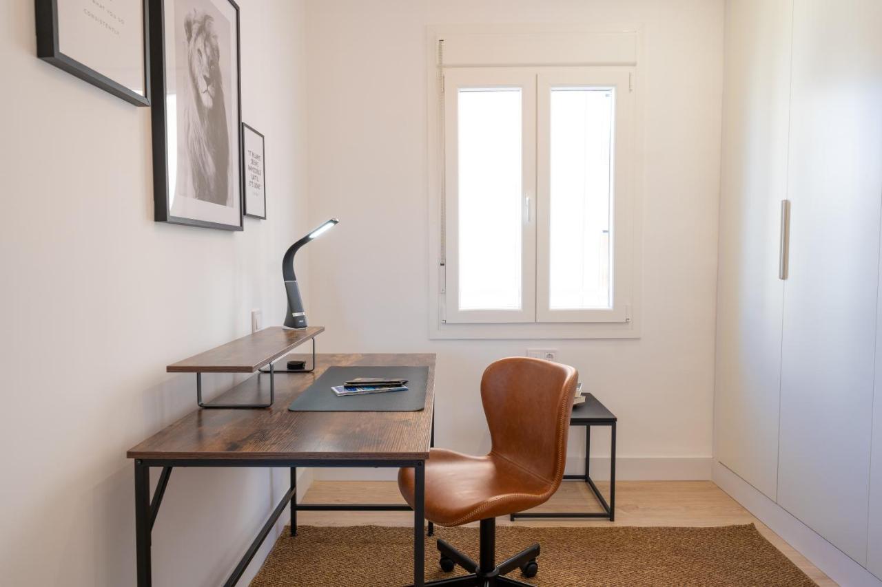 Your Home In Malaga Centro & Parking Free ภายนอก รูปภาพ